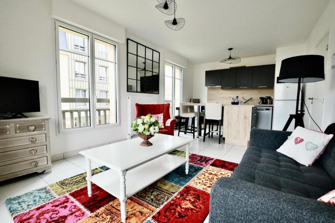 Appartement Des Arts Ντοβίλ Εξωτερικό φωτογραφία